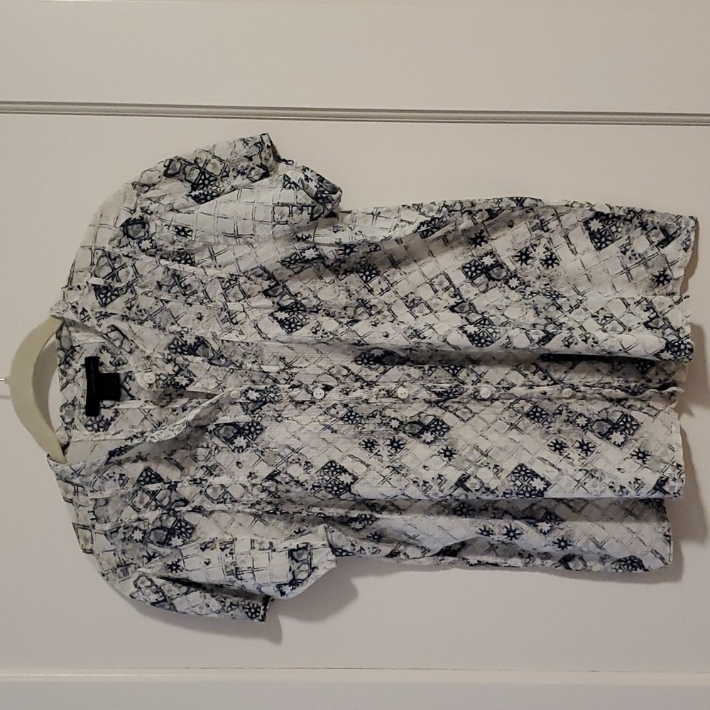 CALVIN KLEIN JEANS Gauzy Button-Down Short-Sleeved Blouse